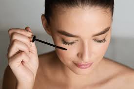 Tips for Longer-Lasting Beauty – How to Extend the Life of Your Lashes (and More!)